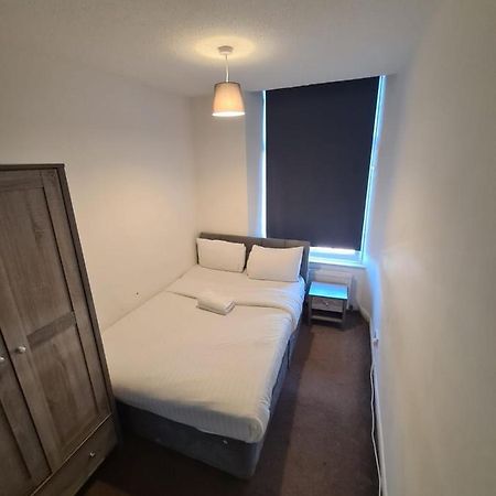 24Hr Self Check In Apartment Central Barnsley Extérieur photo
