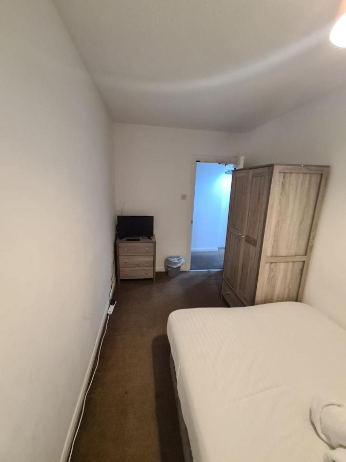 24Hr Self Check In Apartment Central Barnsley Extérieur photo